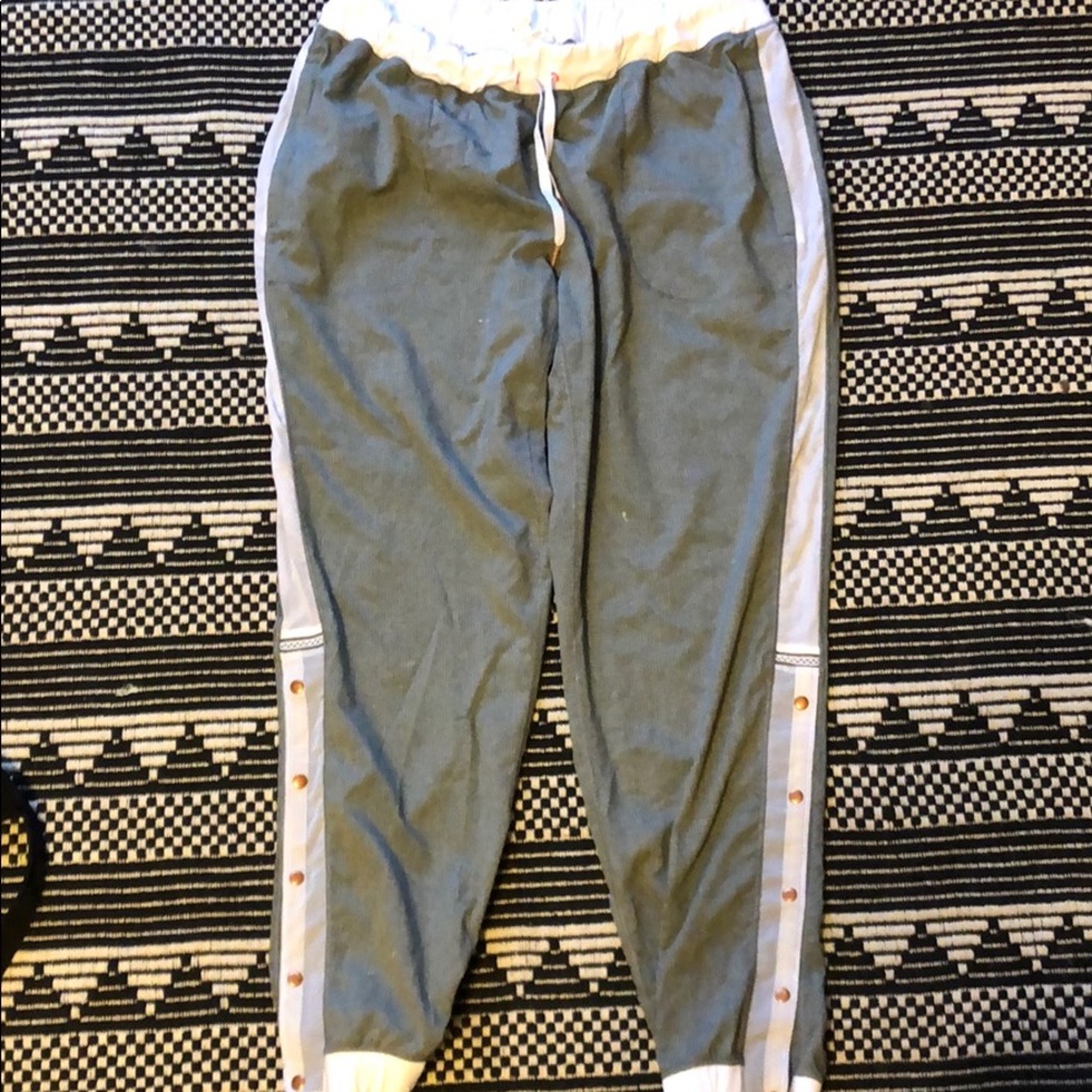 Lululemon pants